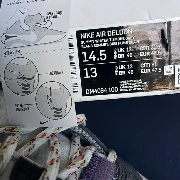 Nike Air Deldon "Together
We Fly" Men’s
Basketball Shoe
Summit White/Pale Ivory - Picture 16 of 16